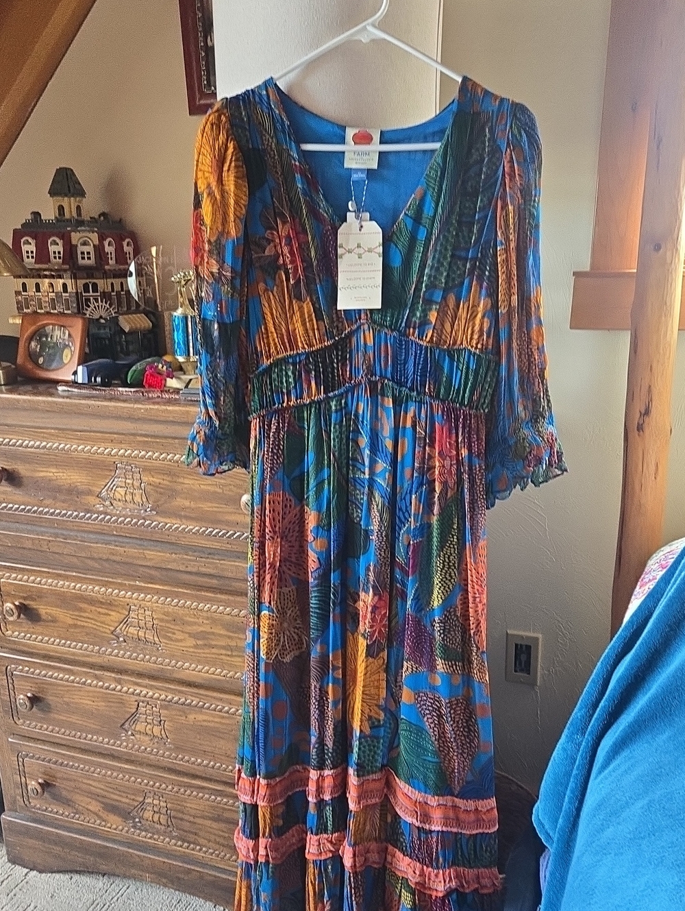 New, ANTROPOLOGUE, Farm RIO. XS. Bohemian Floral Maxi Dress - Blue & Orange - Picture 4 of 9
